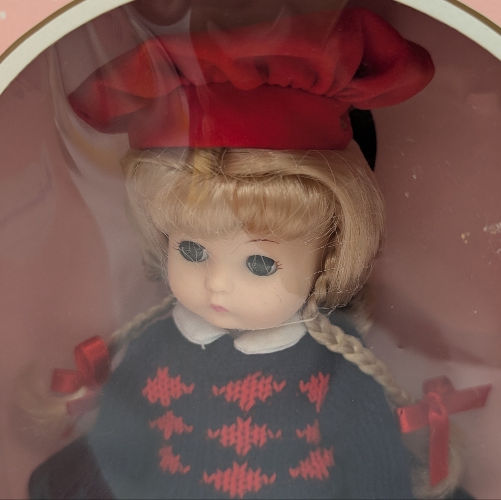 Vintage Effanbee Li'l Innocents Meredith Doll FB2819 Collectible 1988 New - Picture 3 of 6
